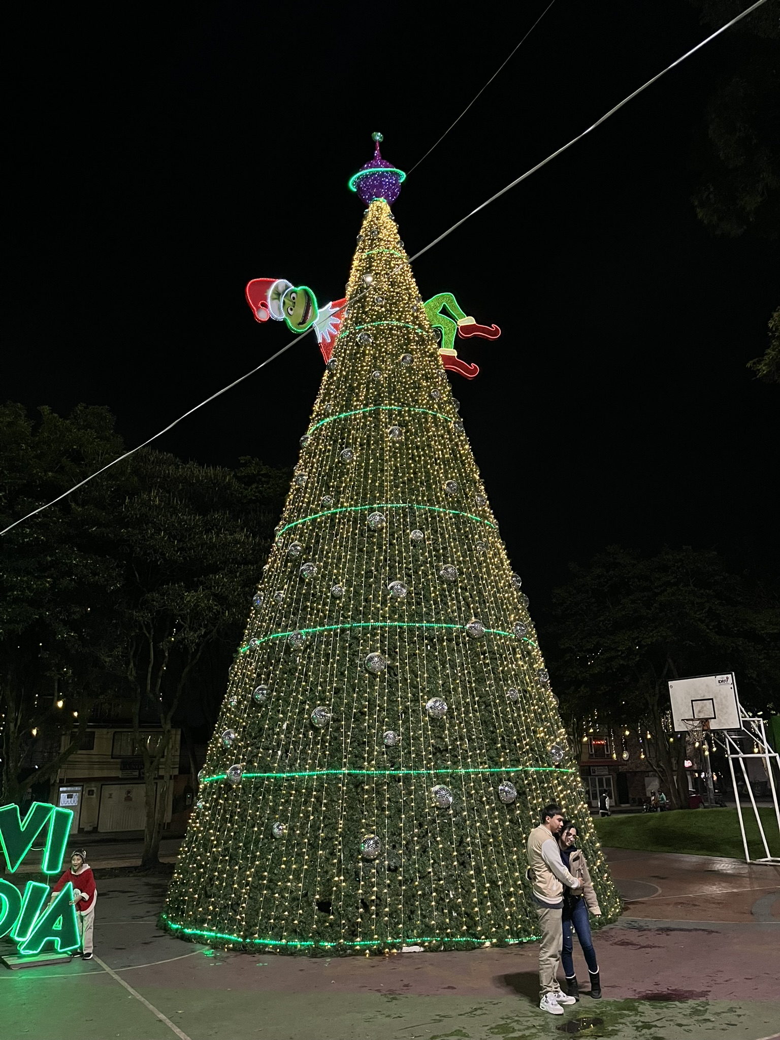 Árbol planetario de Grinch